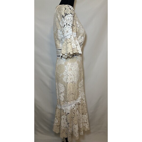 SAYLOR Maggy‎ Cream Flared Hemline Short Sleeve V-Neck Lace Dress MEDIUM - Picture 6 of 13